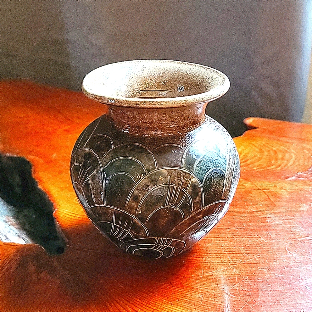 Artisan Made, Hand Thrown Pottery Jug Vase - Picture 1 of 4